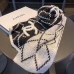 Chanel Cashmere Silk Quilted Cc Scarf Black White 195Cm - Image 2