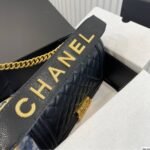 Chanel Medium Boy Quilted Black 25Cm - Image 5