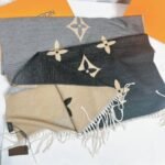 Louis Vuitton Gradient Shawl 190Cm - Image 5